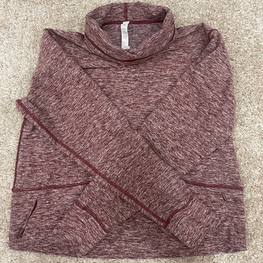 LULULEMON SWEATER